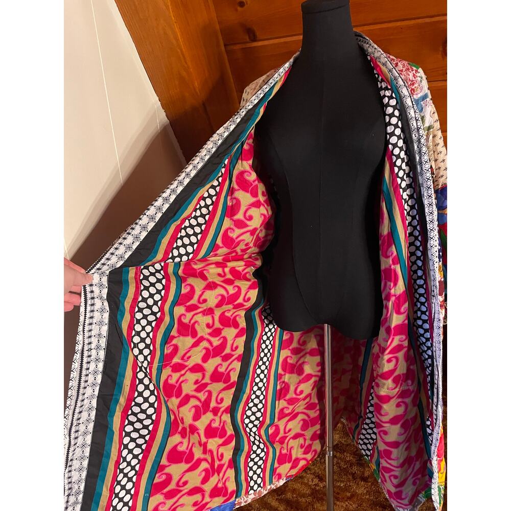Kantha Style Bright Vibrant, Handmade Upcycled India Patchwork Cotton Robe - Picture 9 of 11
